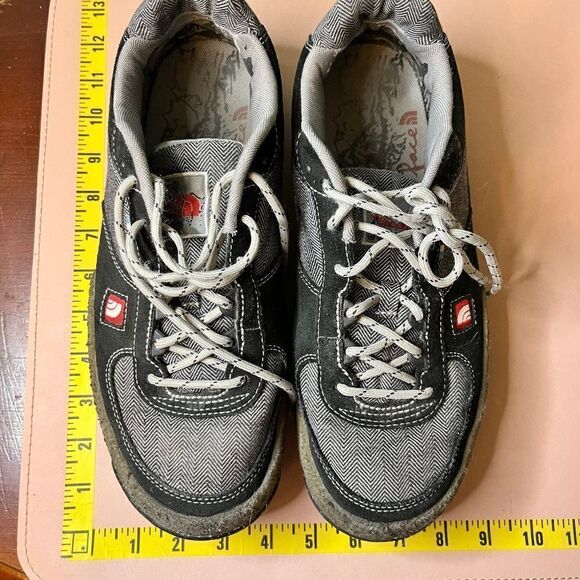North Face Sneakers Tennis She\'s Gray Black Size 10 Like NEW main image 13